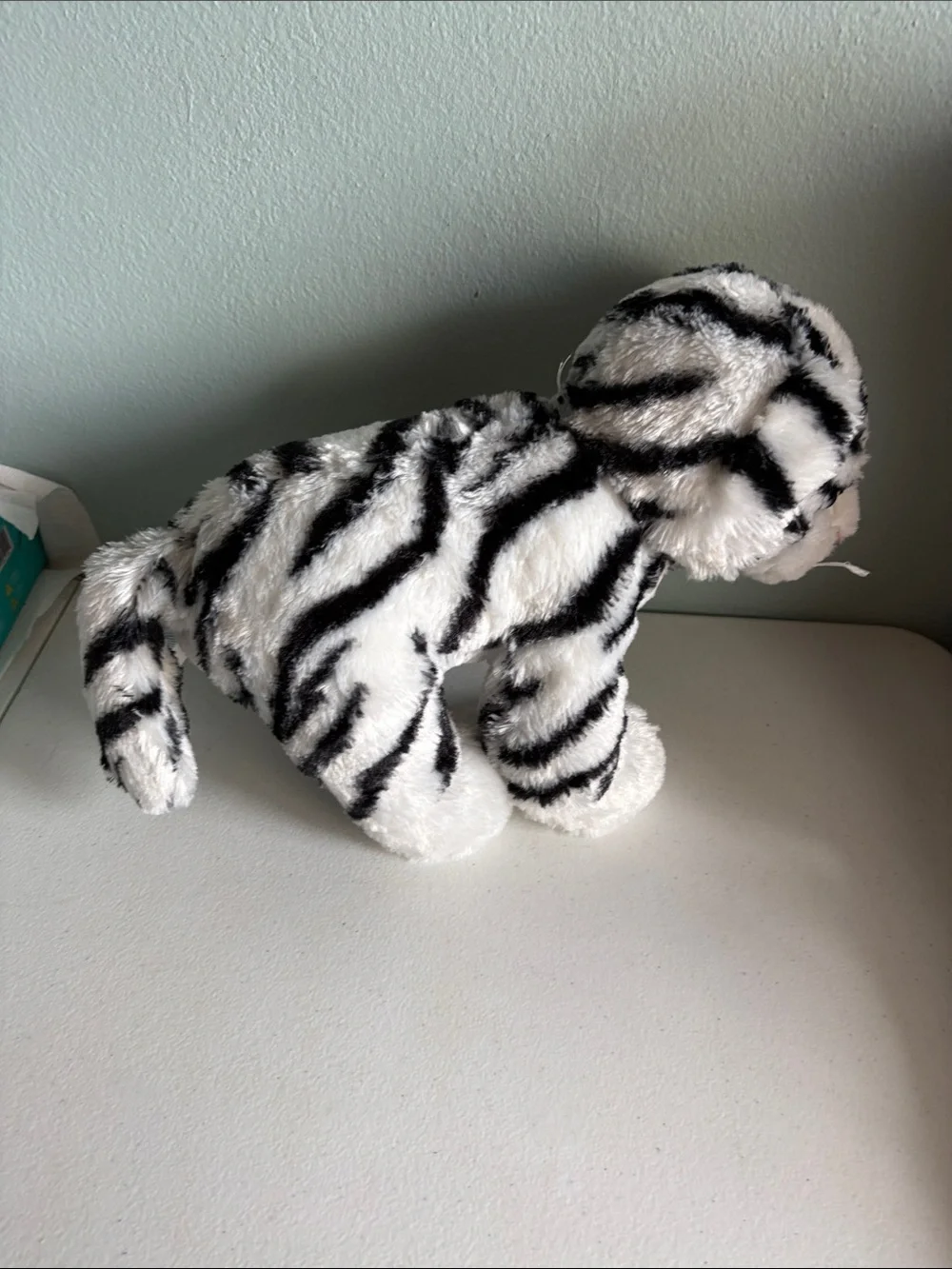 Build-A-Bear Workshop White and Black Striped Plush Siberian Tiger